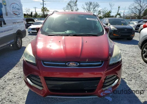 2015 Ford Escape Titanium z USA, uszkodzony, nr VIN 1FMCU0JX2FUB45910